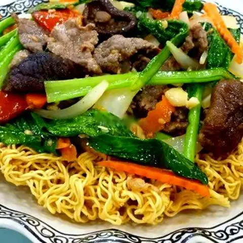 Hình ảnh Mì xào Bò