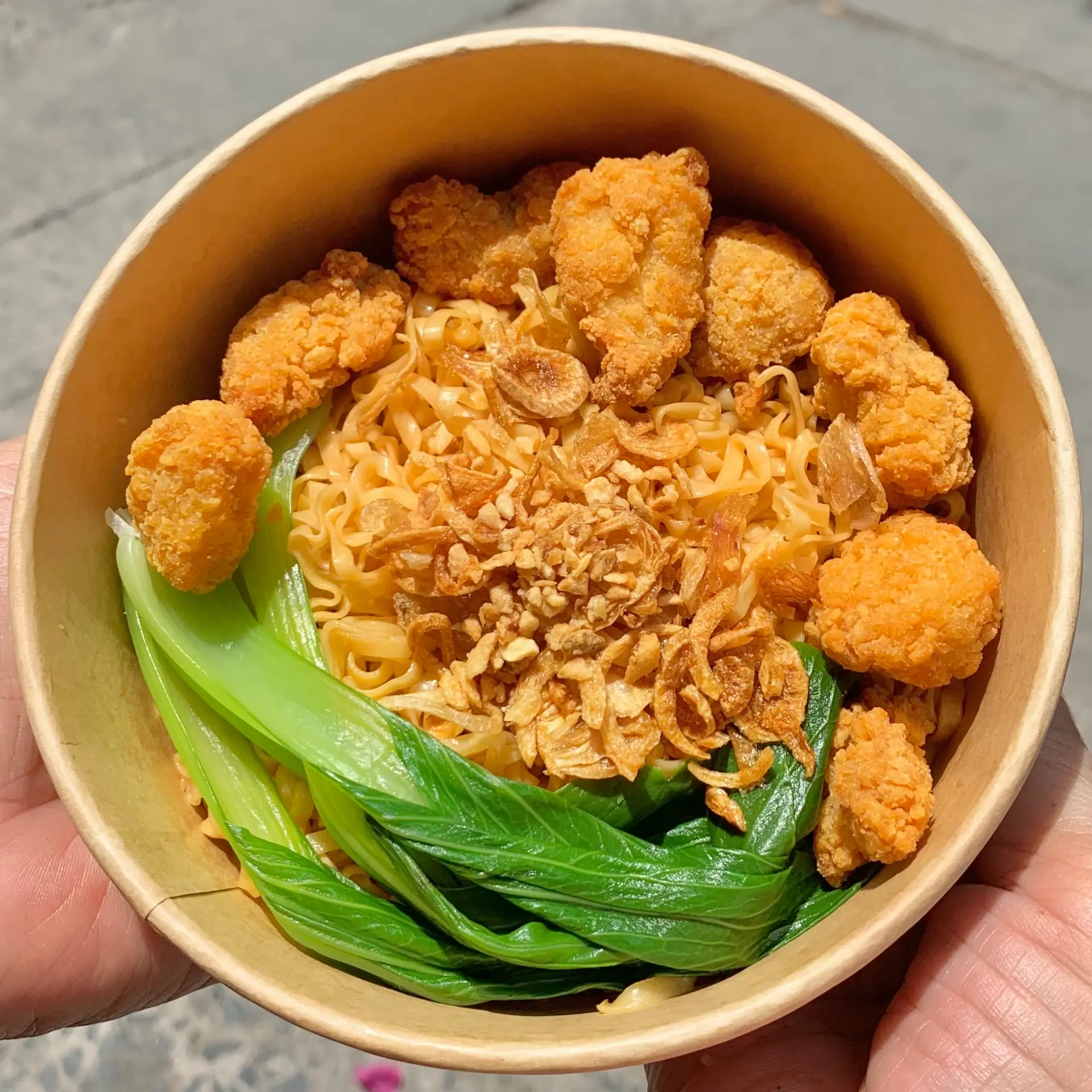 Hình ảnh Mì Trộn Gà Viên