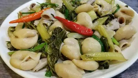 Hình ảnh lòng già xào cải chua
