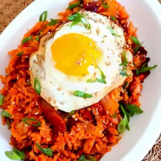 Hình ảnh Cơm chiên 2 trứng ốp la