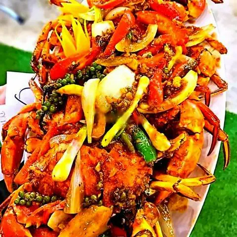 Hình ảnh 1 con cua thịt không dây 4 lạng rang me