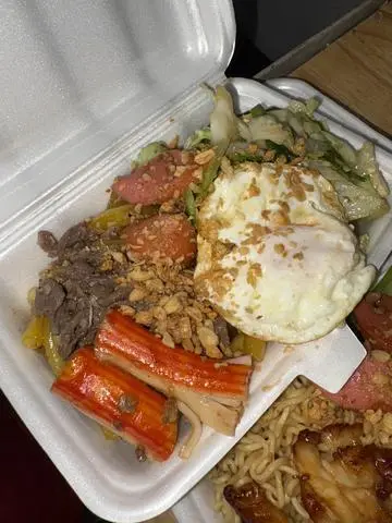 Hình ảnh Mì trộn Indomie đặc biệt