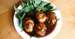 Hình ảnh Hột Vịt Lộn Xào Me