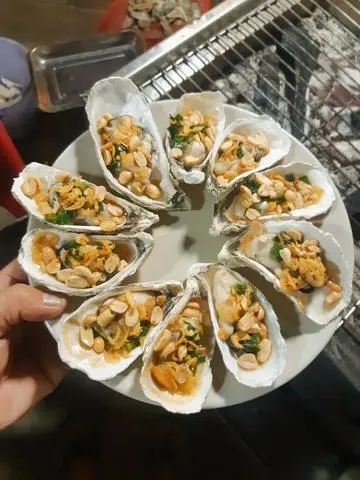 Hình ảnh Hàu nướng mỡ hành - 1 con