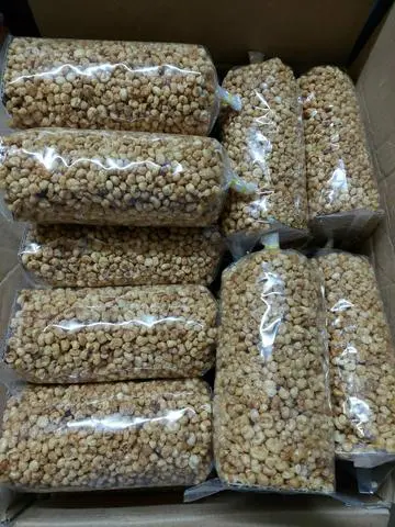 Hình ảnh Bánh ngô cay cây 500g
