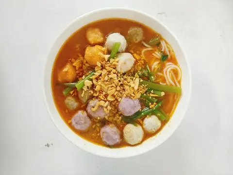 Hình ảnh Bún Thái Tomyum Topping Viên