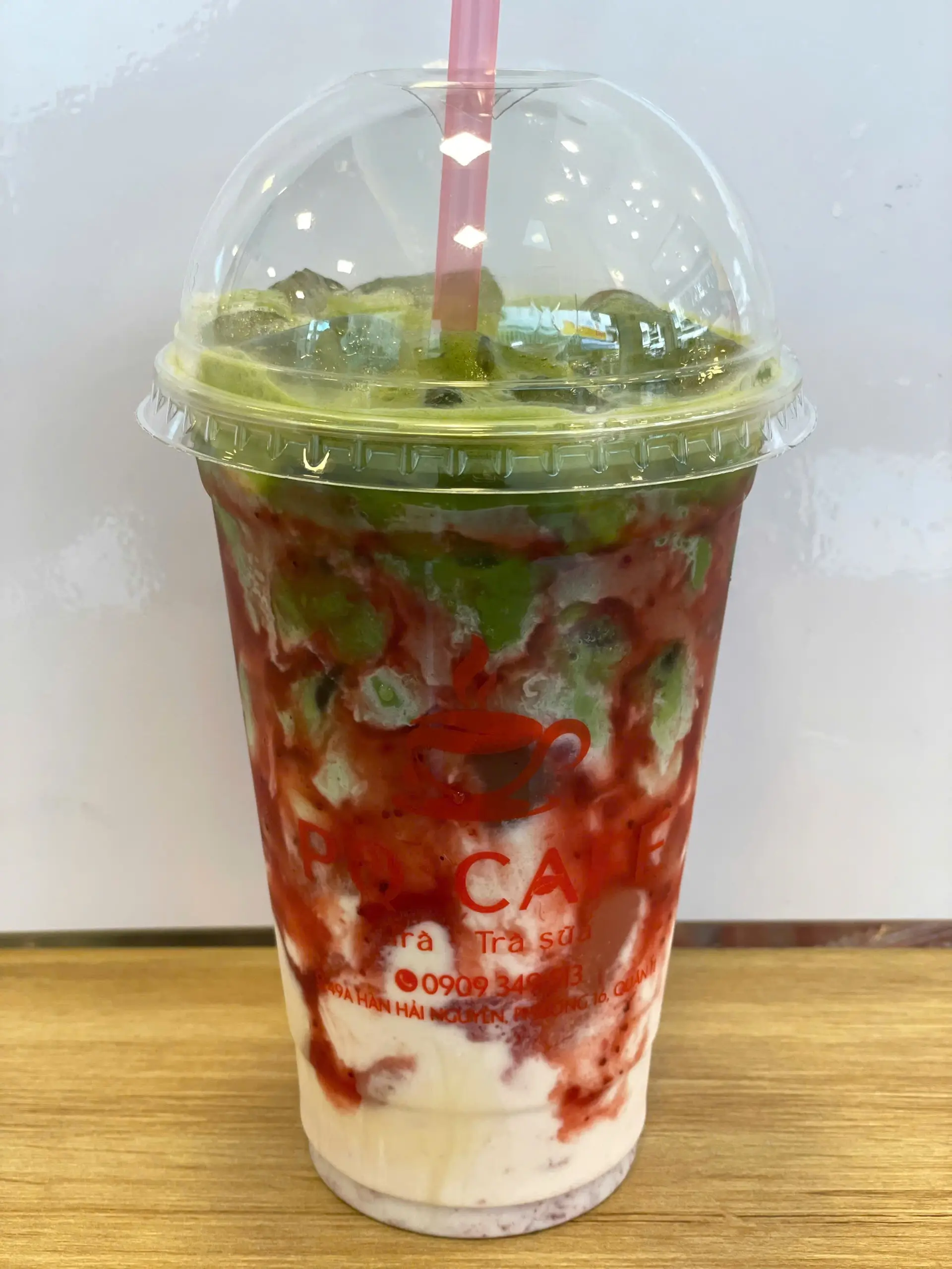 Hình ảnh Matcha latte dâu