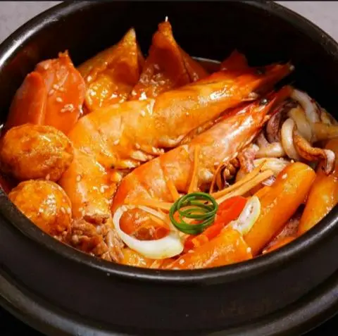 Hình ảnh Tokbokki Hải Sản 