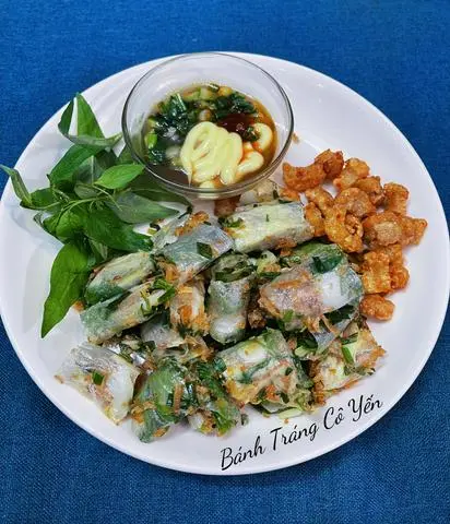 Hình ảnh Bánh Cuộn Trộn (Sốt Me)