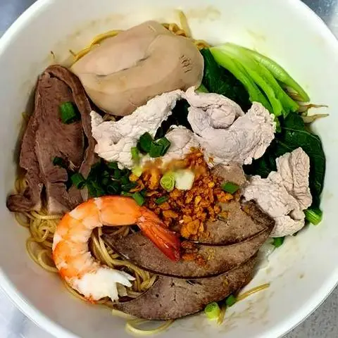 Hình ảnh Hủ Tiếu Mì Thập Cẩm Khô