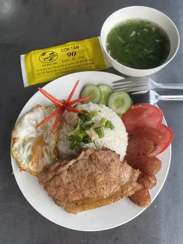 Hình ảnh Cơm tấm sườn- trứng
