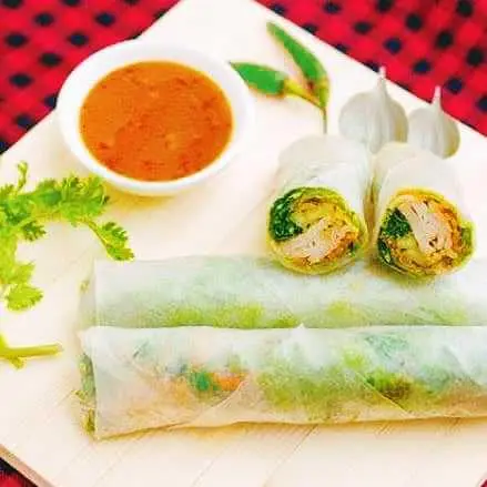 Hình ảnh Bánh Cuốn Nem Nướng Cuốn Sẵn - 2 Cuốn Sẵn 