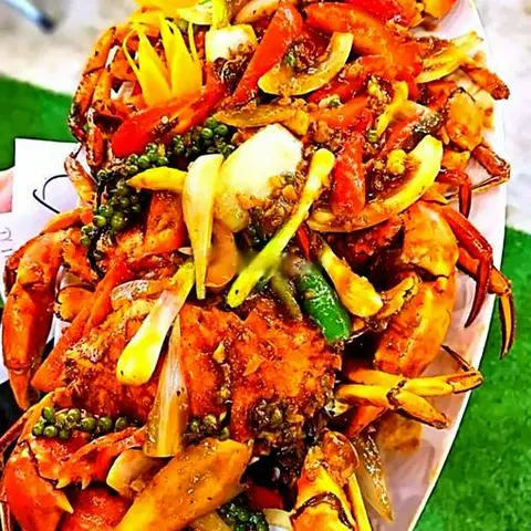 Hình ảnh 1 con cua thịt không dây 4 lạng hấp