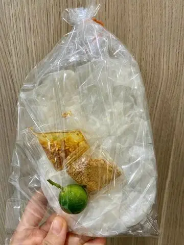 Hình ảnh Bánh tráng xé MUỐI NHUYỄN TỎI PHI