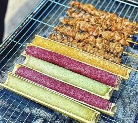Hình ảnh Cơm Lam Ngũ Sắc 2 ống