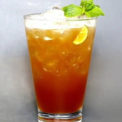 Hình ảnh Hồng trà nhãn ( 5 trái nhãn )