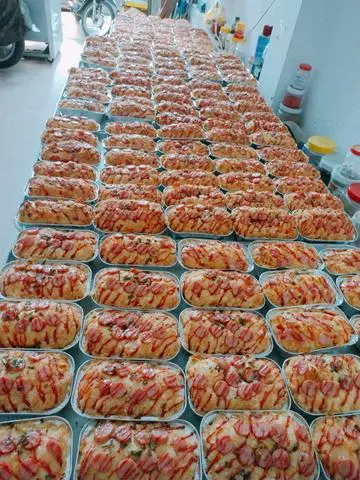 Hình ảnh piza thái sốt trứng muối 27k
