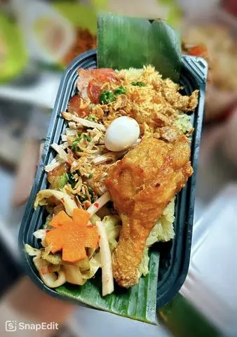 Hình ảnh Xôi Đùi Gà Sốt Mắm Đặt Biệt