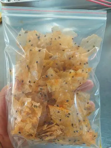 Hình ảnh Bánh Tráng Mắm Tỏi