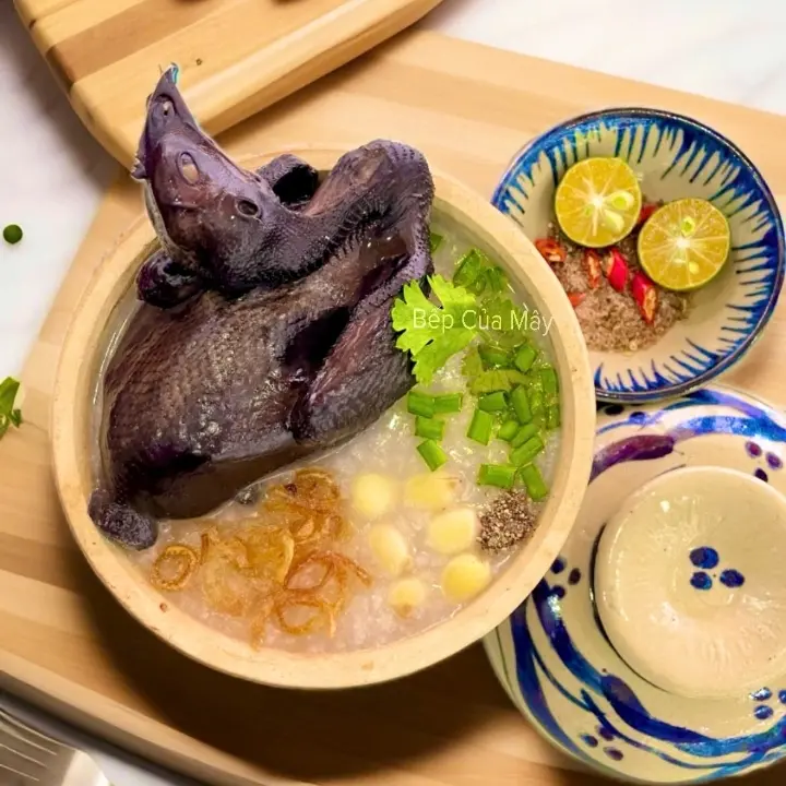Hình ảnh Cháo Gà Hạt Sen - Thanh Mát