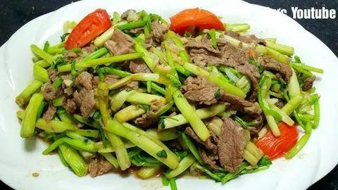 Hình ảnh Cần nước xào bò