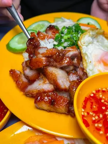 Hình ảnh Cơm Thịt Ba Rọi Nướng