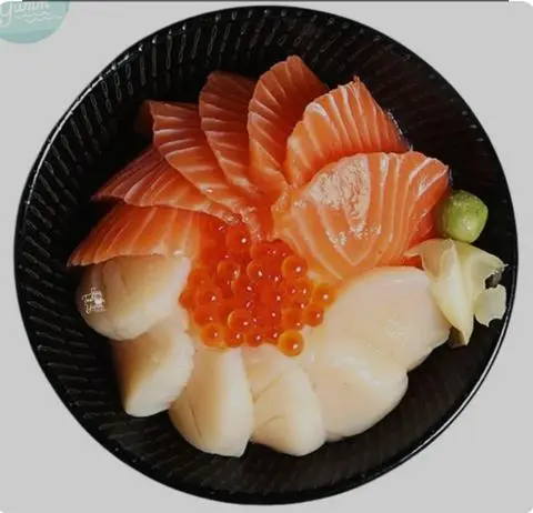 Hình ảnh Salmon & Scallop Don- Cơm cá hồi & Sò điệp sashimi