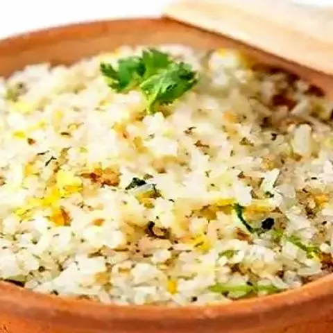 Hình ảnh Cơm chiên tỏi