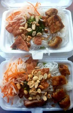 Hình ảnh Bún thịt nướng