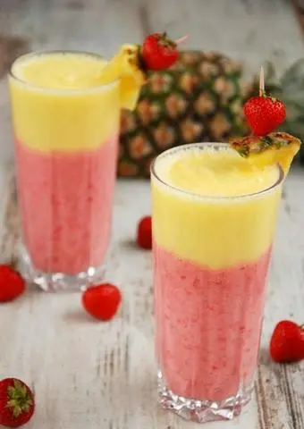 Hình ảnh Nước ép thơm - dâu