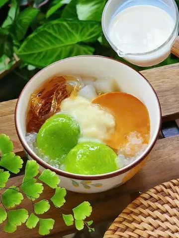 Hình ảnh Chè Sầu Già Dừa Non 