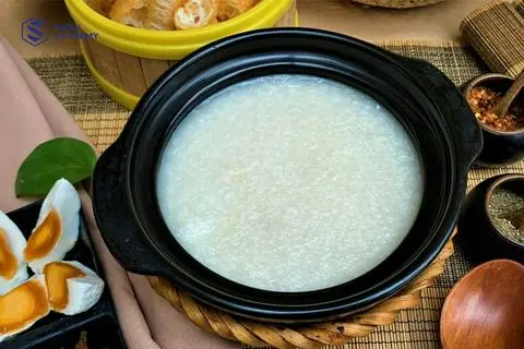 Hình ảnh cháo trắng dẽo sánh