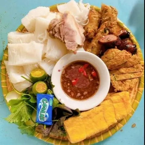 Hình ảnh Bún đậu đầy đủ mắm tôm chưng