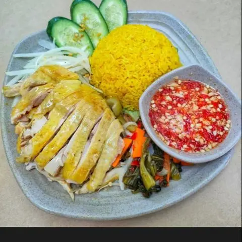 Hình ảnh Cơm gà Phú Yên
