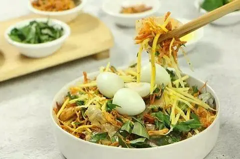 Hình ảnh Bánh trộn Mỡ Hành thập cẩm ( khô mực tẩm)
