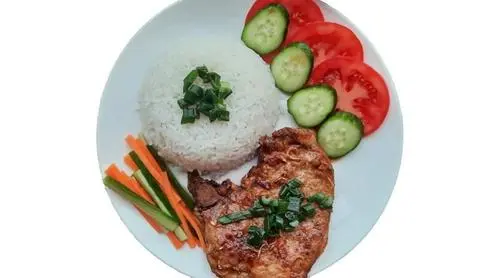 Hình ảnh Cơm tấm sườn cốt lết siêu ngon