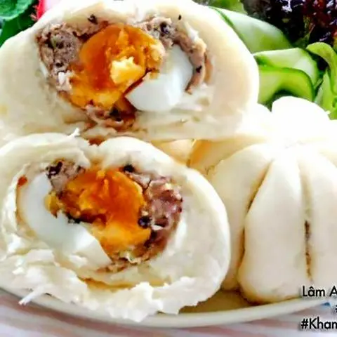 Hình ảnh Bánh bao trứng cút