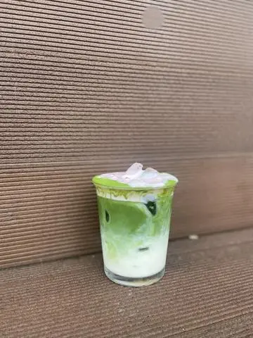 Hình ảnh Matcha Latte Sakura Foam
