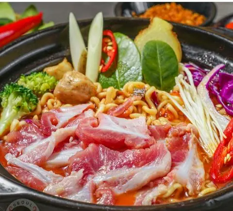Hình ảnh Mì Lẩu Thái Sườn Sụn 