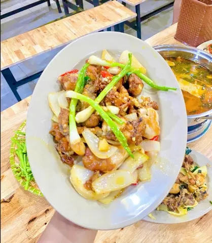 Hình ảnh Sụn gà chiên nước mắm