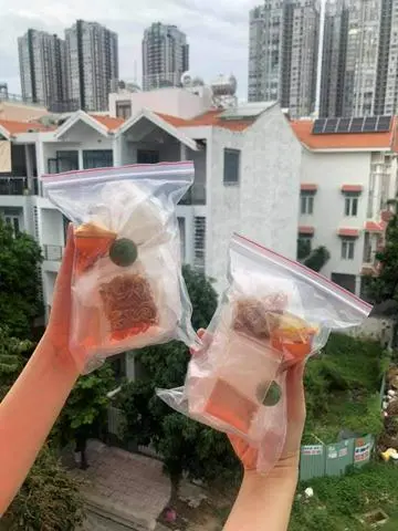Hình ảnh Combo 2 gói b.trang MUỐI NHUYỄN,TỎI PHI,SA TẾ, TẮC 
