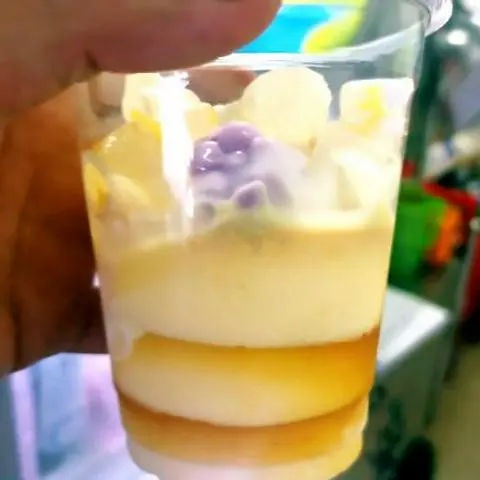 Hình ảnh Bánh Flan ly 3 cái Thạch cá,trân châu trắng 