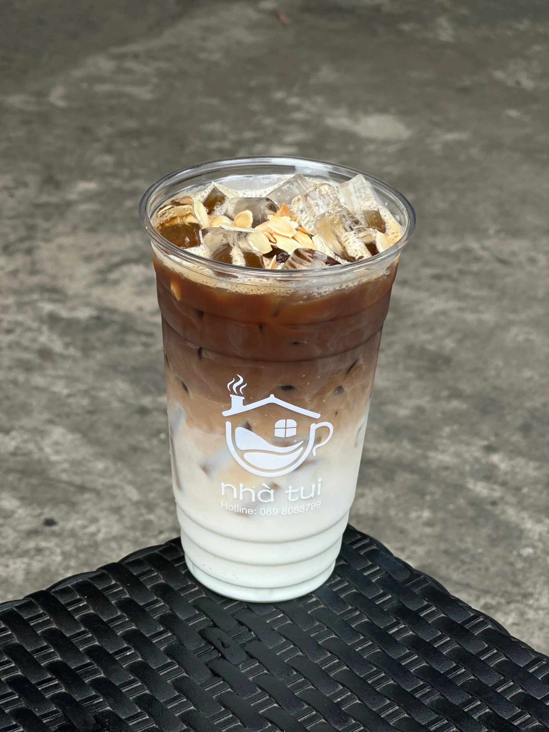 Hình ảnh Latte hạnh nhân