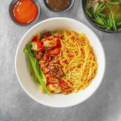 Hình ảnh Combo 04: Mì sủi cảo khô sốt Hồng Kong & Sủi cảo nước