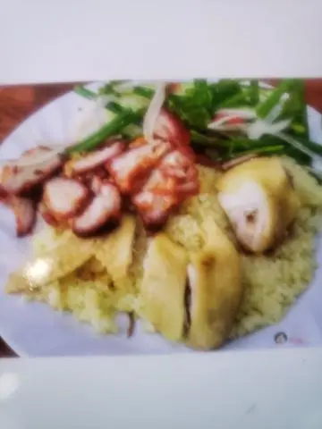 Hình ảnh Cơm gà luộc - xá xíu