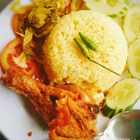 Hình ảnh Cơm gà sốt mắm tỏi