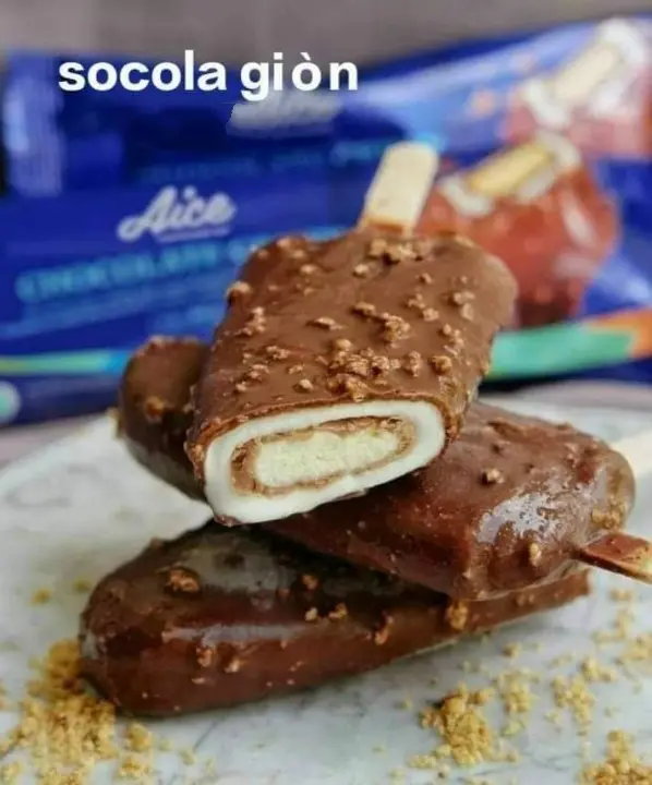 Hình ảnh Kem socola giòn ( 1 cây )
