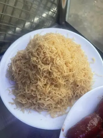 Hình ảnh cơm sườn bì Lạp xưởng 
