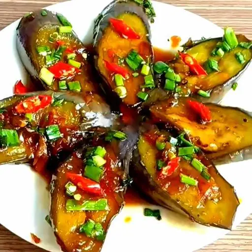 Hình ảnh Cơm cà tím kho tiêu chay