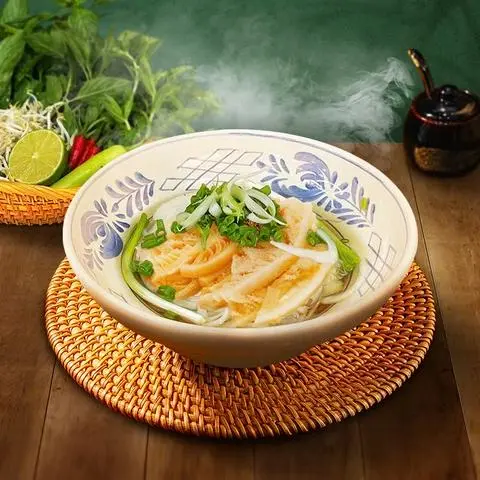 Hình ảnh Phở tái lá sách bò viên